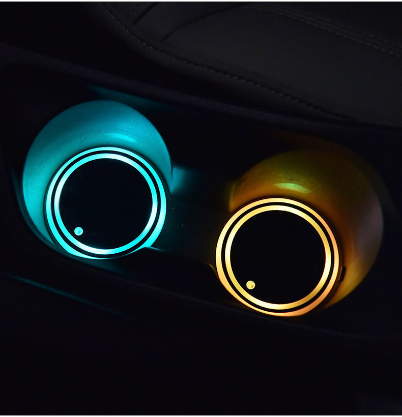 Kleurrijke bekerhouder LED-verlichting Coaster Solar & USB Opladen Antislip Coaster Omgevingslicht voor auto automatisch